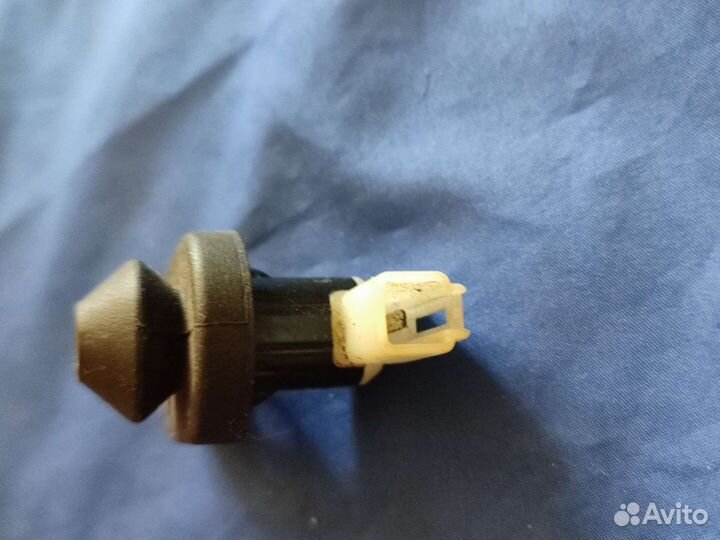 Концевик двери toyota тойота