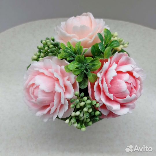 Букет цветы пионы, розы из мыла