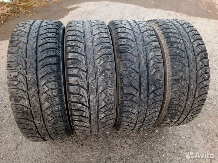 Bridgestone Ice Cruiser 7000 205/60 R16 92T