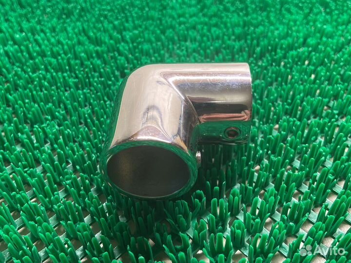 Уголок леера 90 градусов 0632-0125