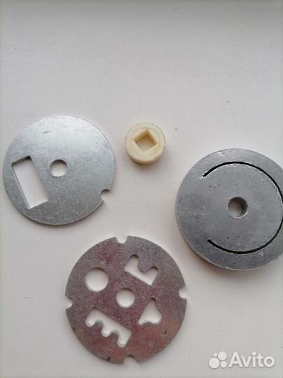 Запчасть для ручной мясорубки СССР