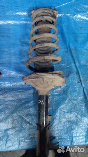 Стойка подвески правая задняя Hyundai Accent G4EC