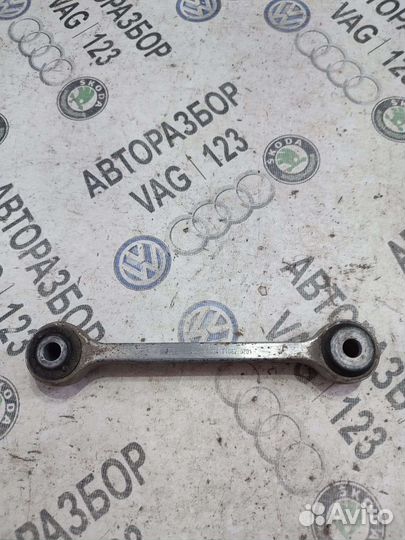 Стойка стабилизатора передняя Audi A4 B8