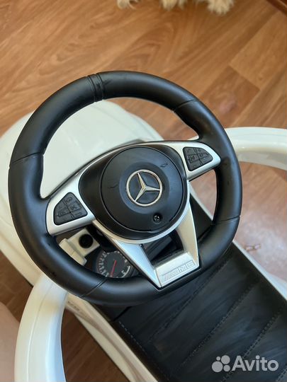 Машинка каталка толокар с ручкой mercedes