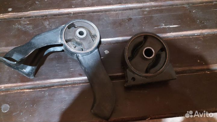 Подушка двигателя Mitsubishi Lancer 10