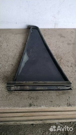 Форточка двери задняя правая Daewoo Nexia