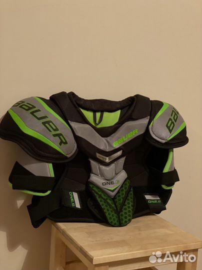 Нагрудник хоккейный взрослый bauer ONE.5 SR M