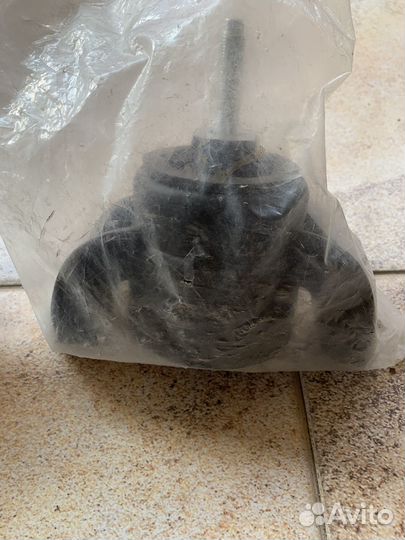 Опора двигателя hyundai solaris 11-16