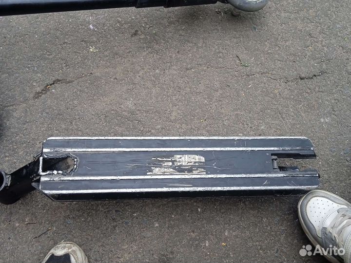 Дека на трюковой самокат