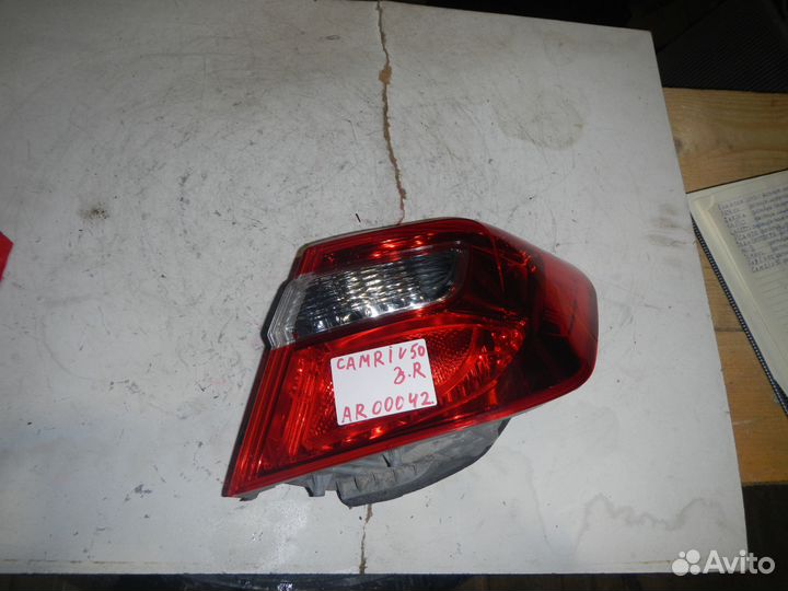 Фонарь задний наружный правый для Toyota Camry