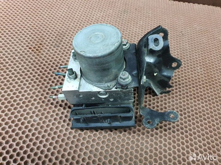 Блок Абс dsc ABS DSC Toyota Avensis 3 T270