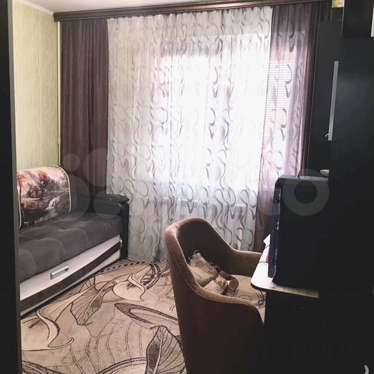 3-к. квартира, 80 м², 1/17 эт.