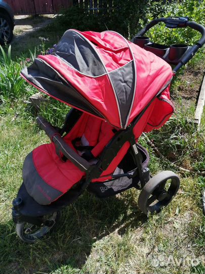 Коляска прогулочная