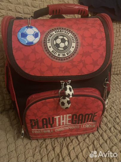 Продам рюкзак школьный