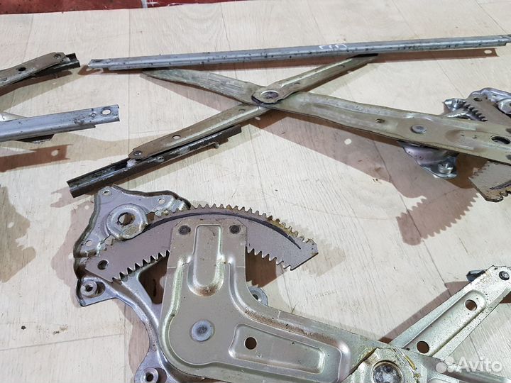 Трапеция стеклоподъемника Mitsubishi asx 1.6