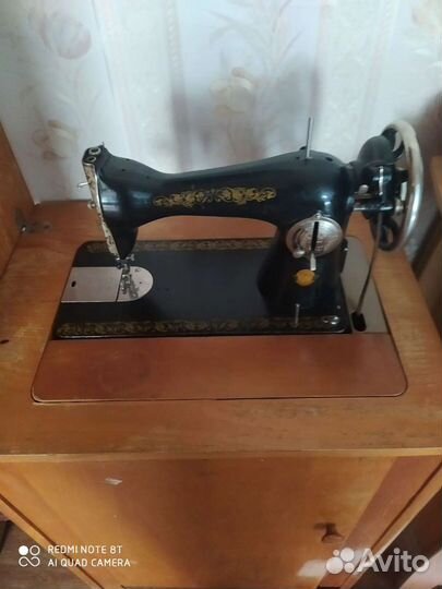 Швейная машина