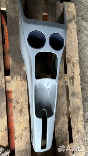 Центральная консоль Mazda Demio IDY