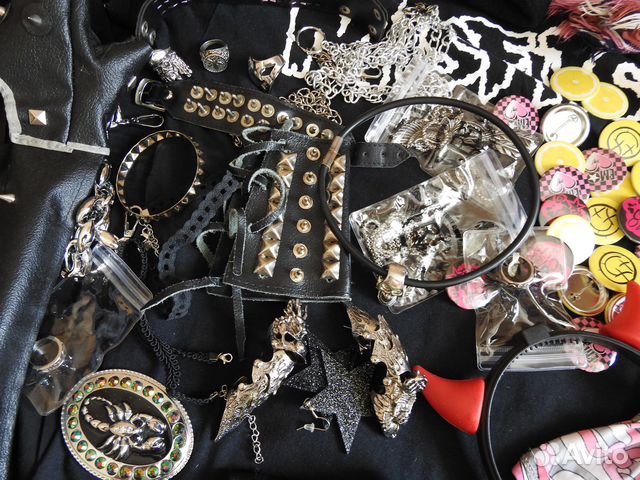 Аксессуары неформальные 2007 рок, метал, эмо