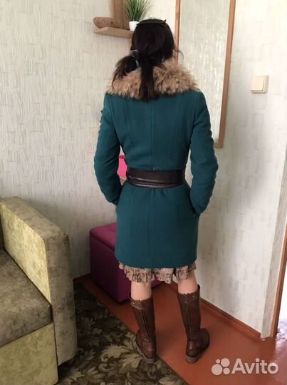 Пальто женское утепленное