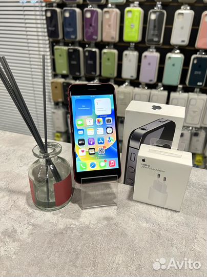 iPhone SE (2020), 128 ГБ