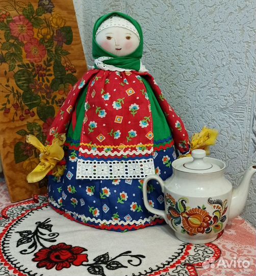 Кукла грелка на чайник. Марьюшка