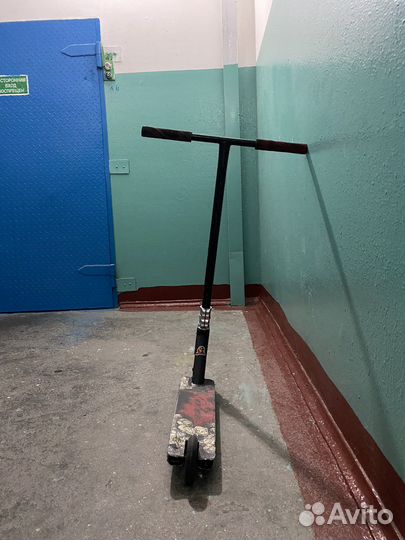 Трюковой самокат