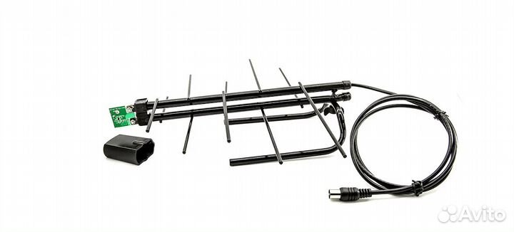 Антенна комнатная с усилителем для приёма цифр. тв