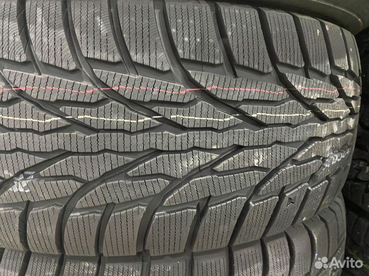 Kumho WinterCraft SUV Ice WS51 235/55 R18 104