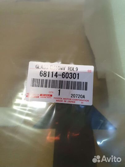 Стекло двери заднее левое Toyota Land Cruiser 200