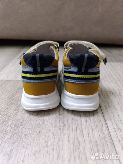 Сандалии для мальчика 20 размер