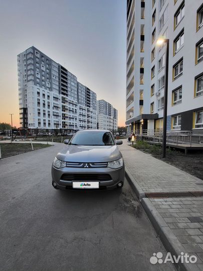 Mitsubishi Outlander 2.0 CVT, 2012, 181 000 км