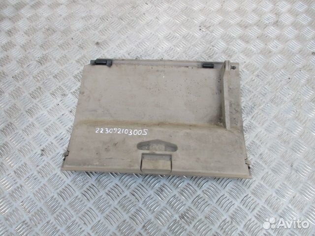 Крышка бардачка Scania 1766154