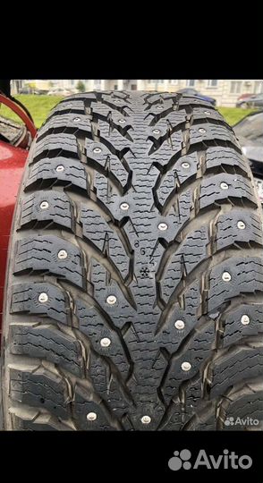 Nokian Tyres Hakkapeliitta 9 SUV 215/55 R18