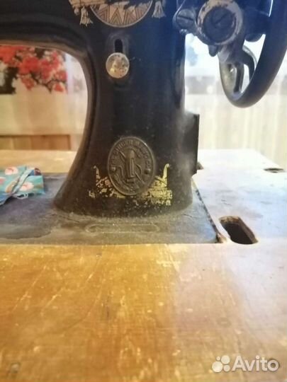 Швейная машинка