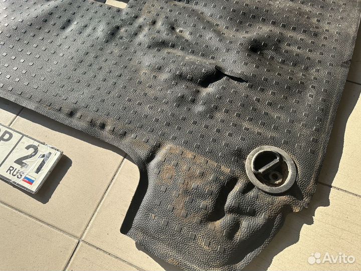 Пол резиновый Volkswagen Caravelle Каравелла Т5