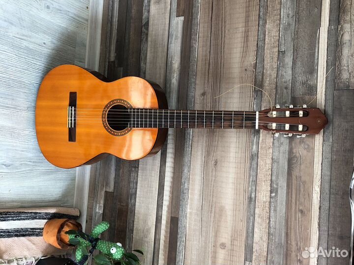 Гитара yamaha c40