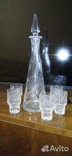 Графин хрустальный