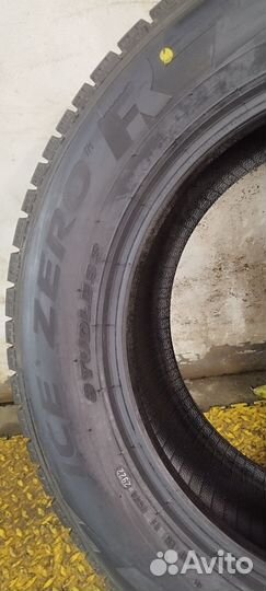 Pirelli WIceFR 215/60 R16 99H