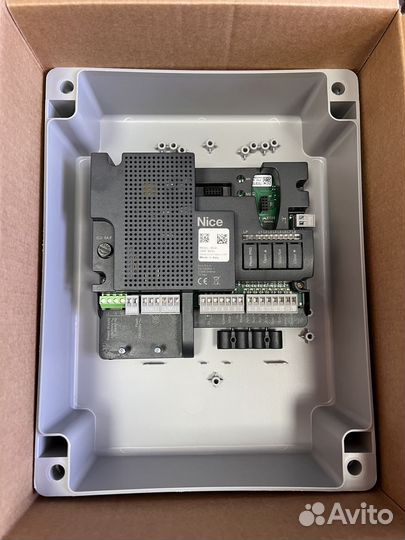 Автоматика для распашных ворот Nice wingo4