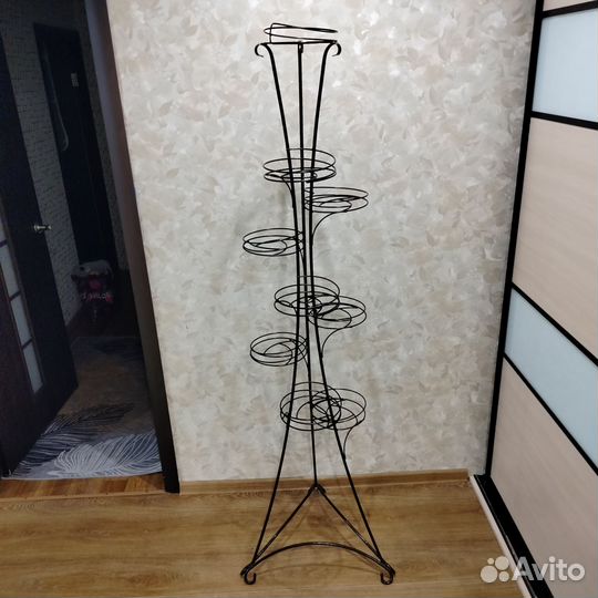 Подставка для цветов напольная металлическая