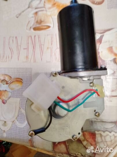 Электро моторчик дворников лобового стекла