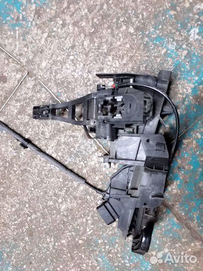 Передний левый замок Ford Focus 3