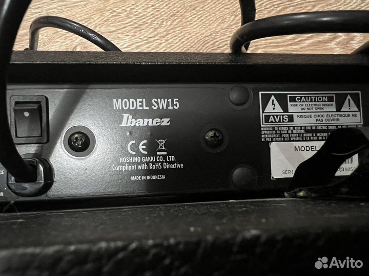 Бас гитара, басовый комбо, чехол, ремень, провода