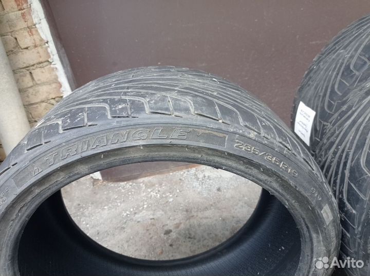 Triangle TR968 215/35 R19 и 235/35 R19 91V