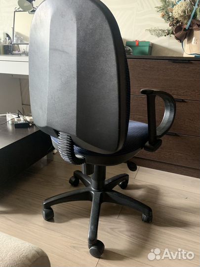 Компьютерное кресло