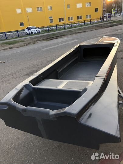 Лодка Астраханская Казанка 46 верфь RiverBoat