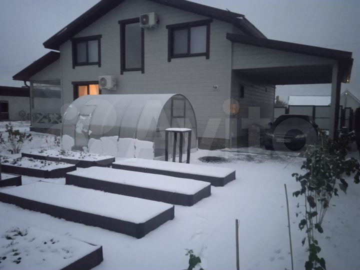 Коттедж 156 м² на участке 10 сот.