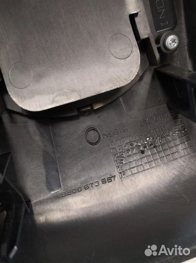 Накладка (кузов внутри) Рено Логан