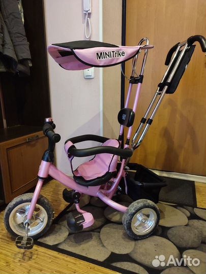 Трехколесный велосипед с ручкой б/у