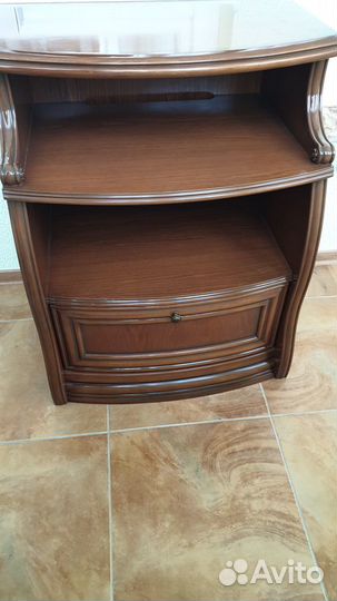 Тумба под телевизор